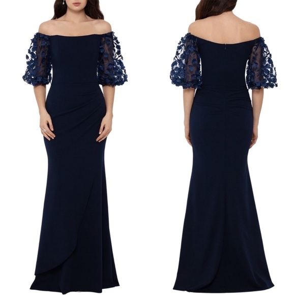 Nwt Xscape Melanie 3d Floral Applique Sleeve Scuba Crepe Gown In Navy Sz 4p